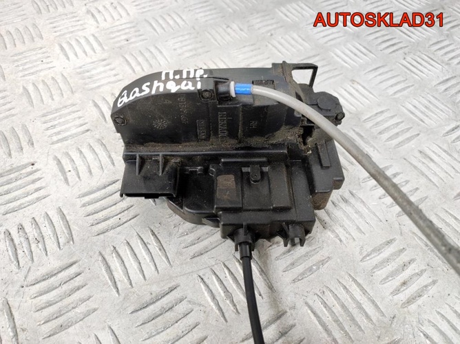 Замок двери передней правой Nissan Qashqai J10
