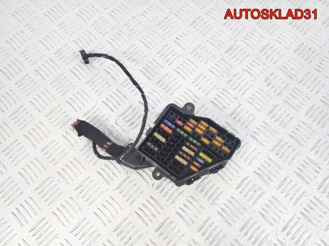 Блок предохранителей салонный Audi A8 D3 8D1941824