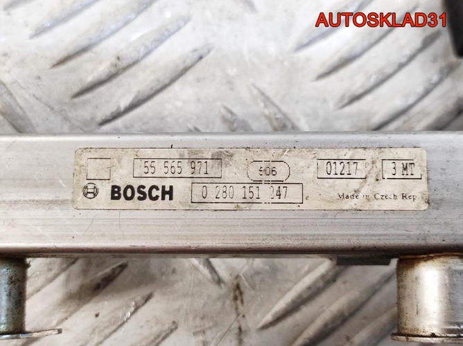 Рейка топливная Opel Astra J 1,4 A14NET 55565971