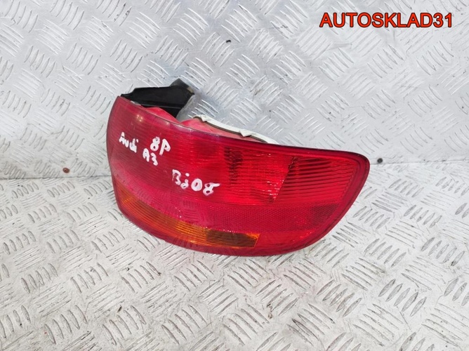 Фонарь задний наружный правый Audi A3 8PA 8P4945096C