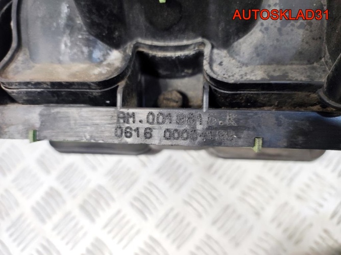 Коллектор впускной Fiat Stilo 1.6 Z16XEP 55354604