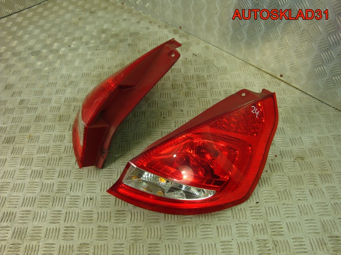Фонарь задний Ford Fiesta 8A6113404A Хетчбэк