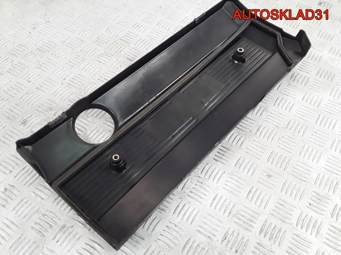 Накладка декоративная BMW E46 M52Б20 11121710781