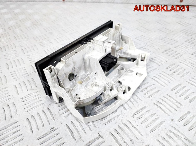 Блок управления отопителем VW Passat B5 1J0820045G