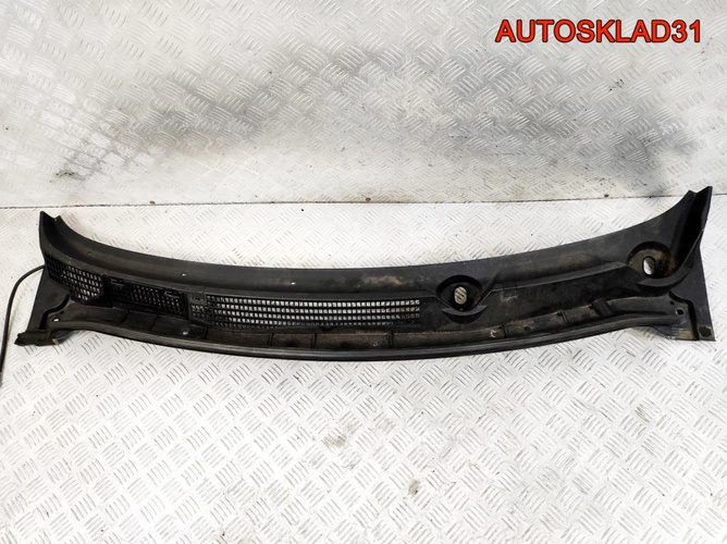 Решетка стеклоочистителя Nissan Qashqai 66862JD900