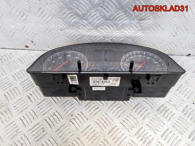 Панель приборов VW Touran 1T0920872B Бензин