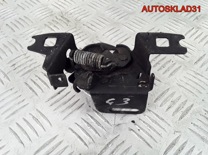 Замок капота Volkswagen Golf 3 1H0823509B