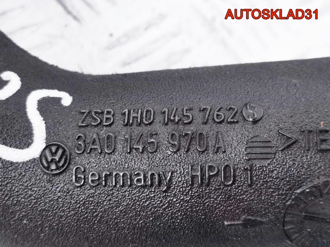 Патрубок интеркулера VW Golf 3 1,9 AHU 3A0145970A