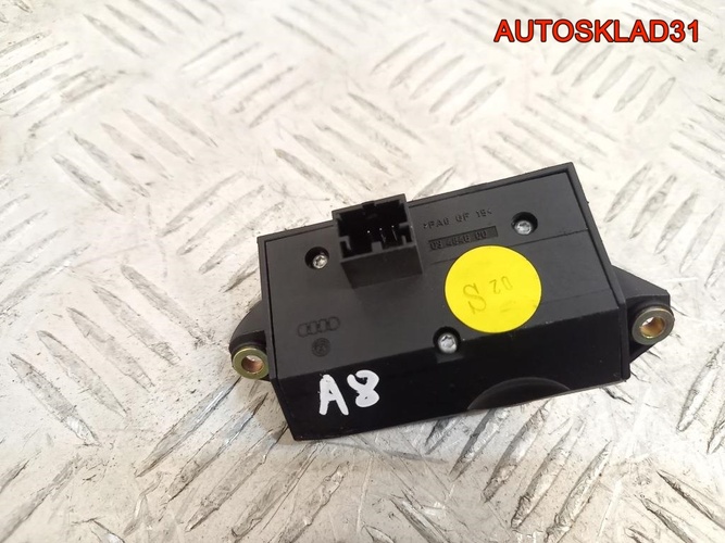 Кнопка регулировки рулевой колонки Audi 4E0953551