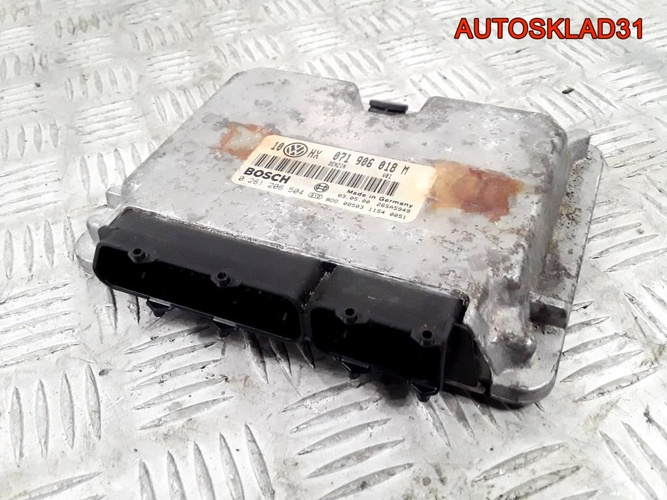 Блок эбу Volkswagen Passat B5 2,3 AGZ 071906018M