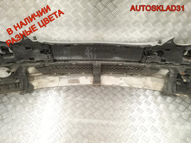 Бампер передний Mercedes Benz W203 Дорестайлинг