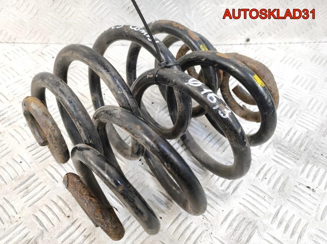 Пружина задняя Audi A6 C5 8D0411105BA Combi