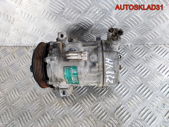 Компрессор кондиционера Opel Vectra C 13208187