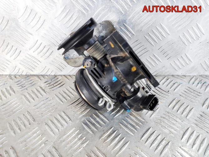 Заслонка дроссельная Peugeot 107 1KRFE 8945252011