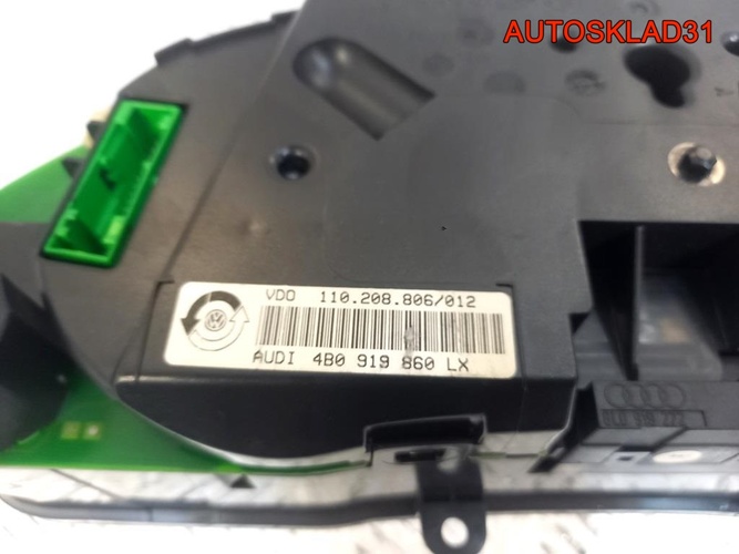 Панель приборов Audi A6 C5 4B0919860LX бензин