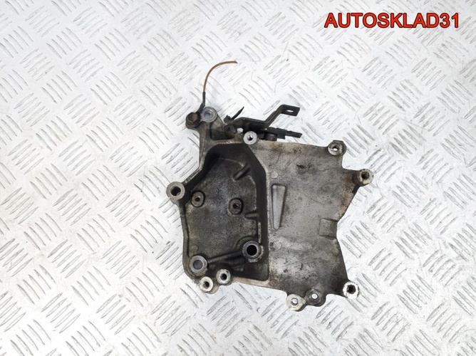 Кронштейн двигателя Opel Astra G 1,7 Y17DT 069293