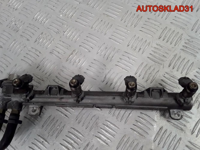 Форсунка топливная VW Golf 4 1,6 AZD 036906031T