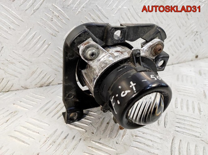 Фара противотуманная левая Fiat 500 51786774