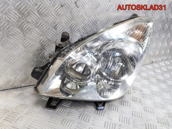 Фара левая Toyota Corolla Verso 811700F060