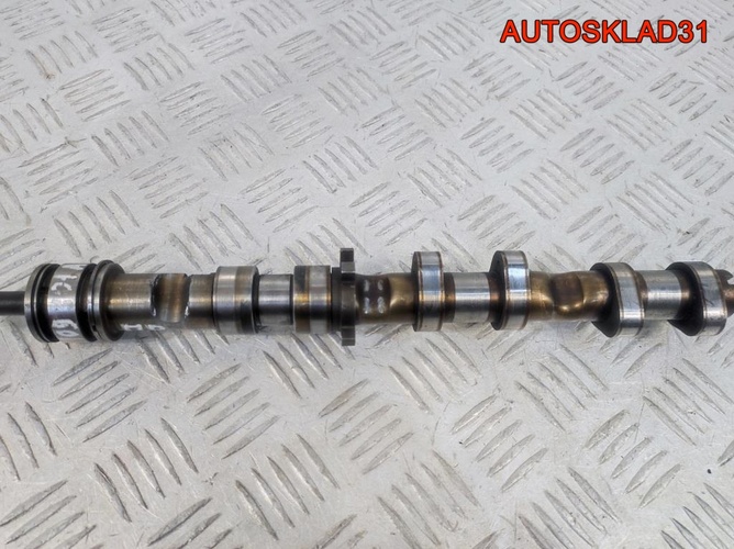 Распредвал впускной правый Audi A6 C6 06E109101AK