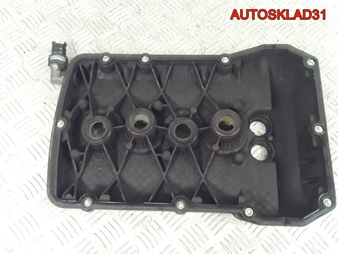 Крышка клапанная Volkswagen Passat B5+ 07D103476H