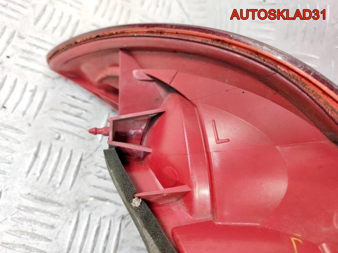 Фонарь задний левый Mazda 3 BK BP4K51160E Хетчбэк
