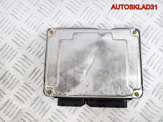 Блок эбу Volkswagen Passat B5 038906019EJ Дизель