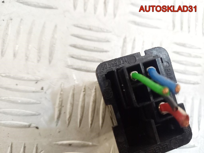 Резистор отопителя Opel Astra H 90559834