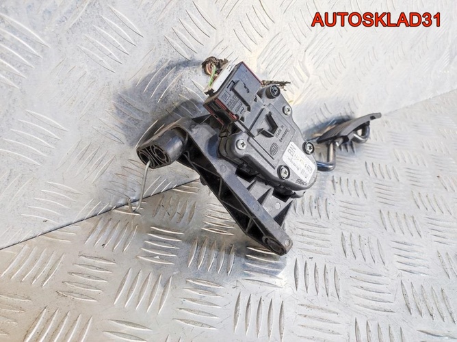 Педаль газа АКПП Opel Astra H 9158011