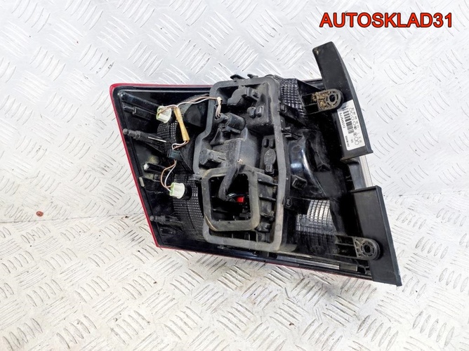 Фонарь задний правый Skoda Rapid 5JJ945096A