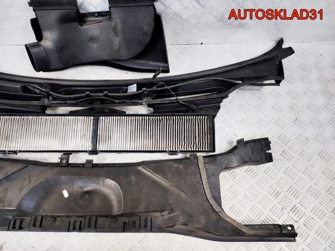 Корпус салонного фильтра BMW E90/E91 64316924277