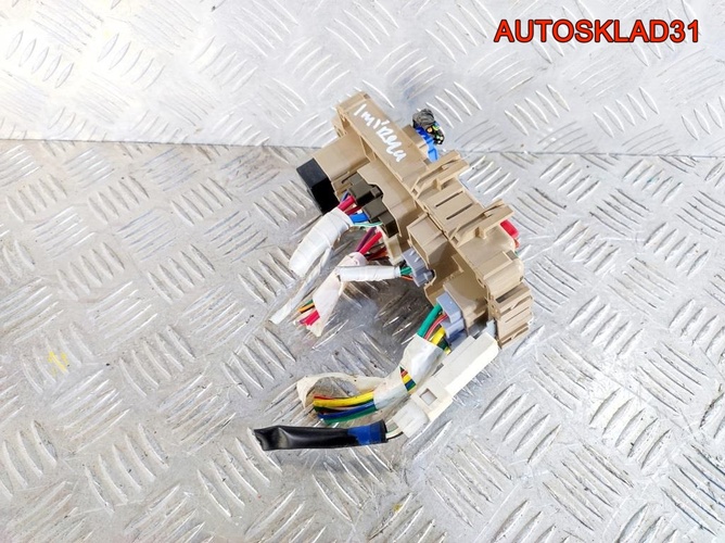 Блок предохранителей Subaru Impreza G11 82201FE001