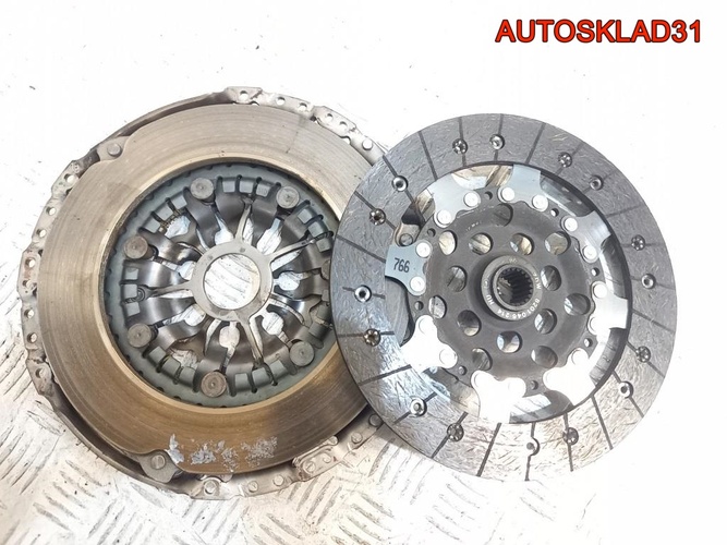 Комплект сцепления Renault Megane 3 F9Q 8201046214