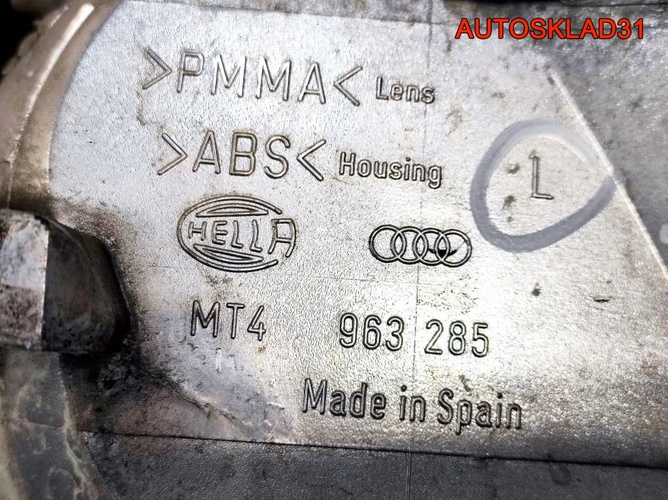 Указатель поворота левый белый Audi A3 8L0953049