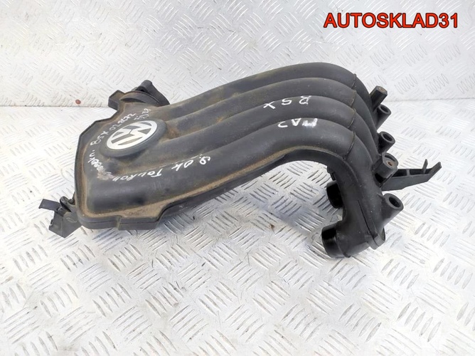 Коллектор впускной VW Touran 2,0 BSX 06A133203BN