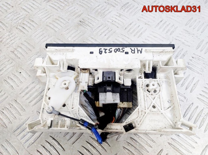 Блок управления печкой Mitsubishi Carisma MR500529