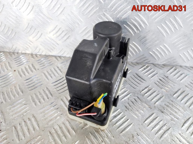 Компрессор центрального замка Mercedes A0008001148