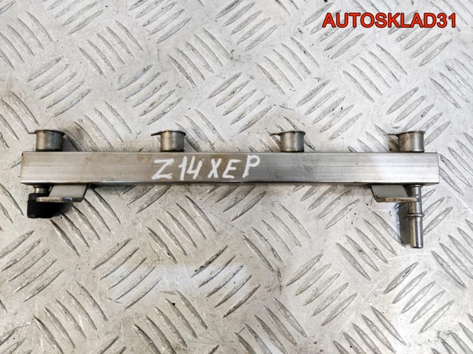 Рейка топливная Opel Corsa D 1,4 Z14XEP 55562258
