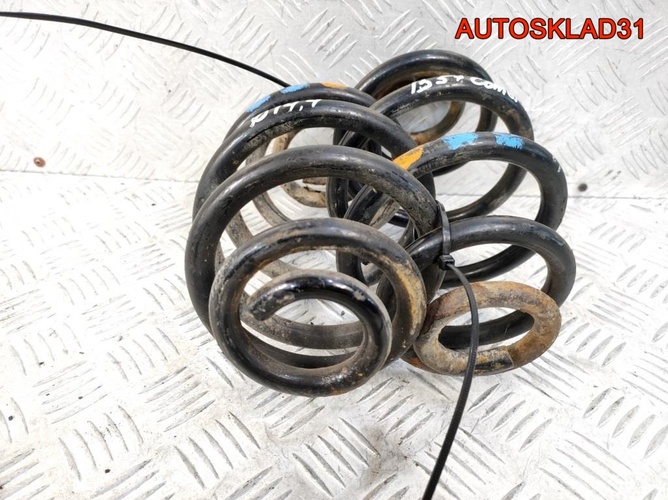 Пружина задняя Volkswagen Passat B5 Combi