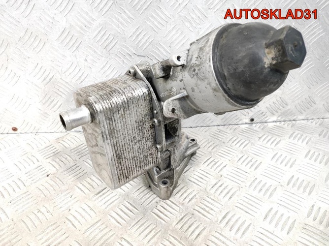 Корпус масляного фильтра BMW E90 3,0 M57 7788453