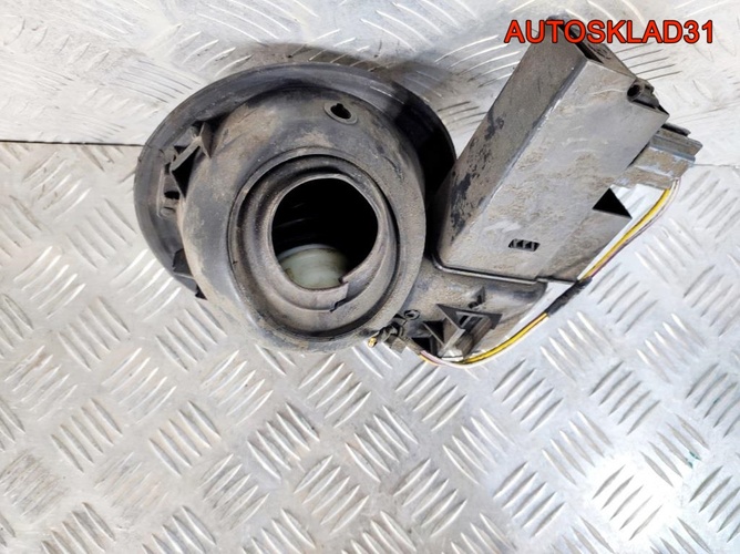 Лючок бензобака в сборе Ford Focus 2 4M51A405A02AB