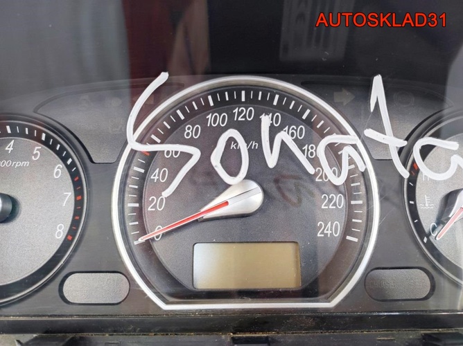 Панель приборов Hyundai Sonata 5 NF 940033K701