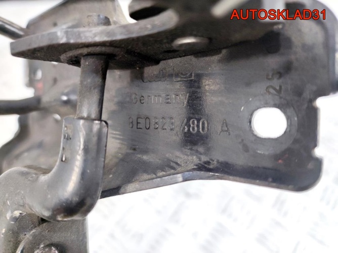 Замок капота Audi A4 B6 8E0823480A