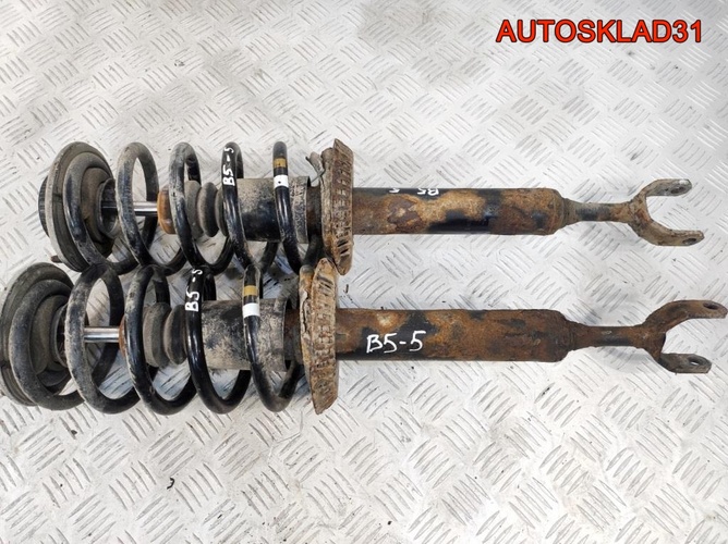 Амортизатор передний комплект Audi A4 B5 3B0413031