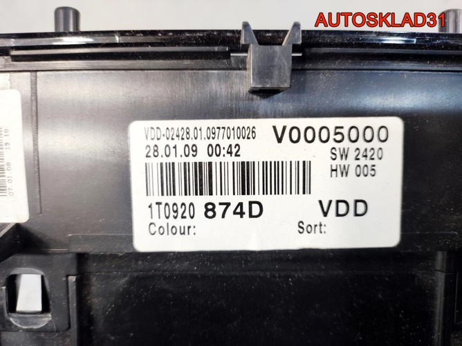 Панель приборов VW Touran 1T0920874D Дизель