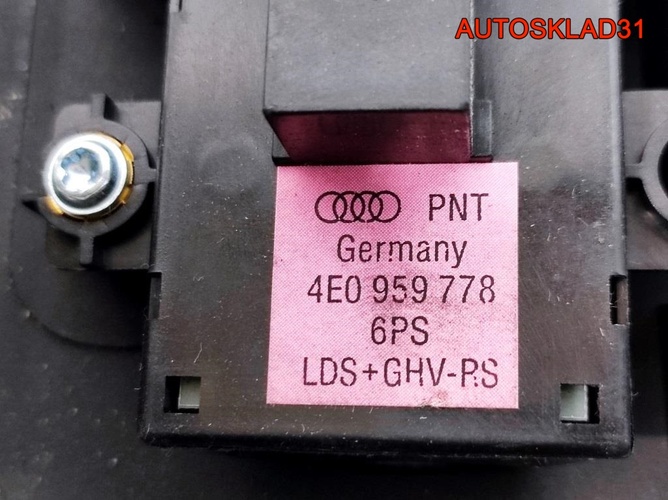 Блок кнопок управления п/правым сиденьем Audi A8
