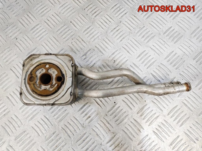 Радиатор масляный VW Golf 4 1.6L BAD 036117021H