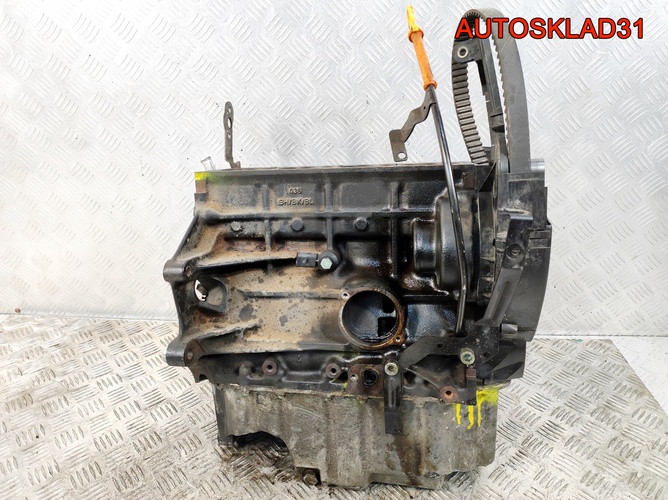 Блок двигателя Volkswagen Golf 4 1,6 BCB Бензин