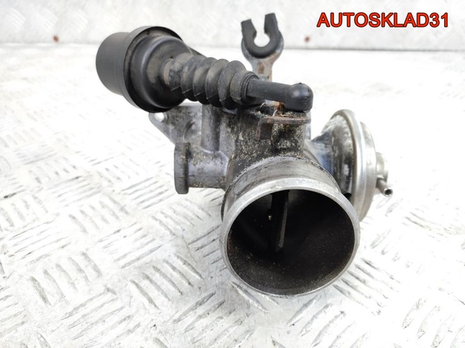 Клапан EGR ЕГР Mercedes W202 2,2 CDI A6110980417