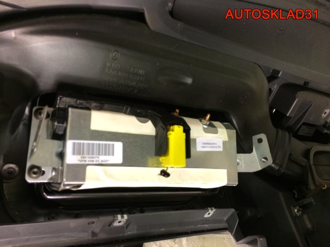 Торпедо Голое Volkswagen Polo 6Q1857001JS